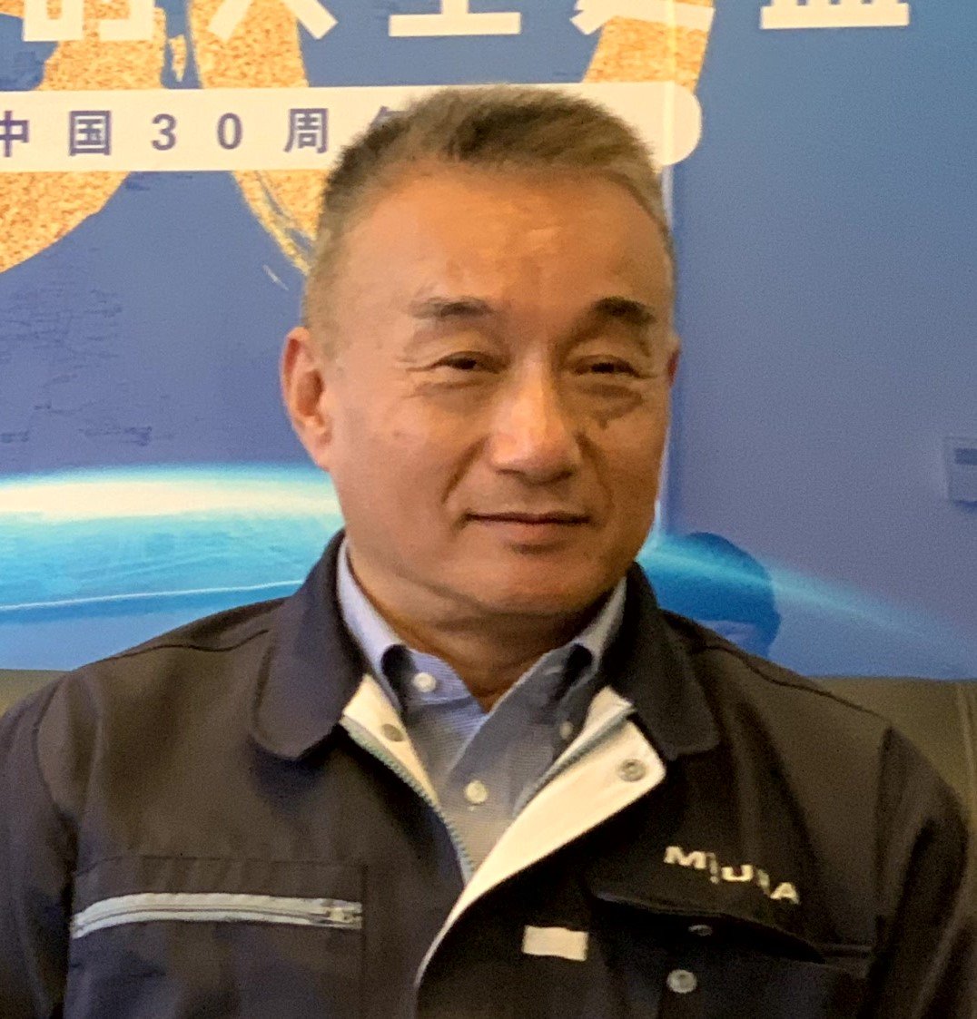 傅 文军